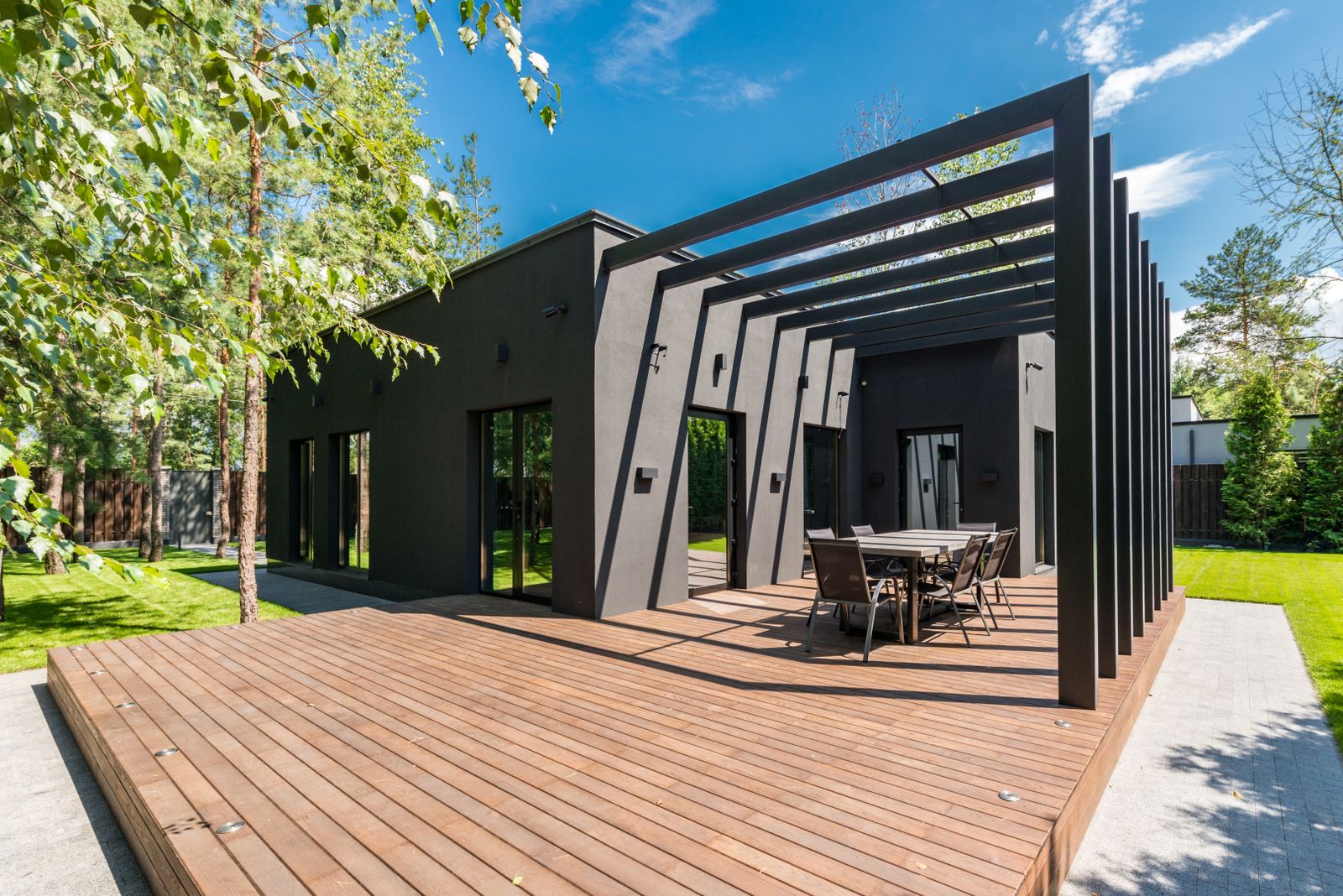Aménagement terrasse jardin : règles, support et matériaux